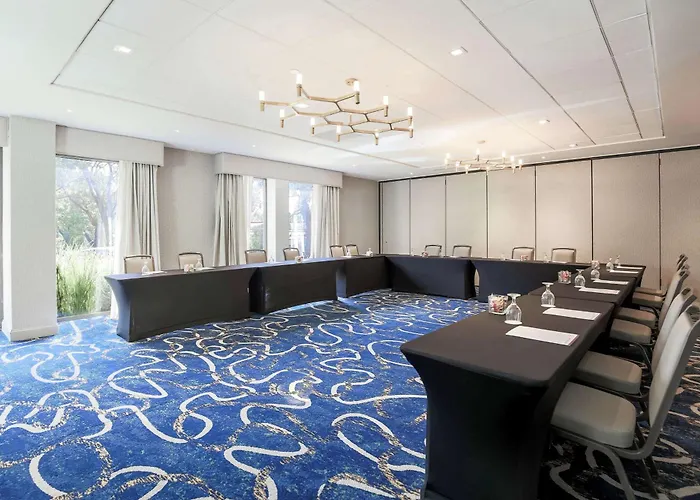 Doubletree By Hilton Austin-University Area